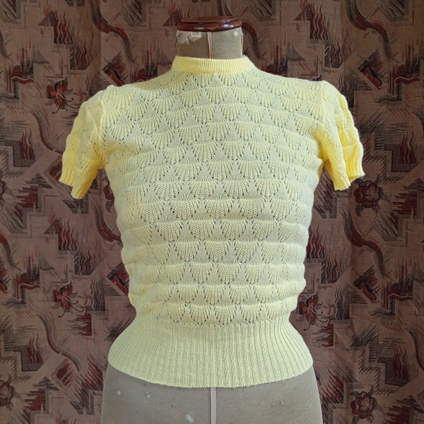 Vintage 1950s Sweater Yellow Lacey Jumper 40s 50s WW2 1940s Deco Pin Up