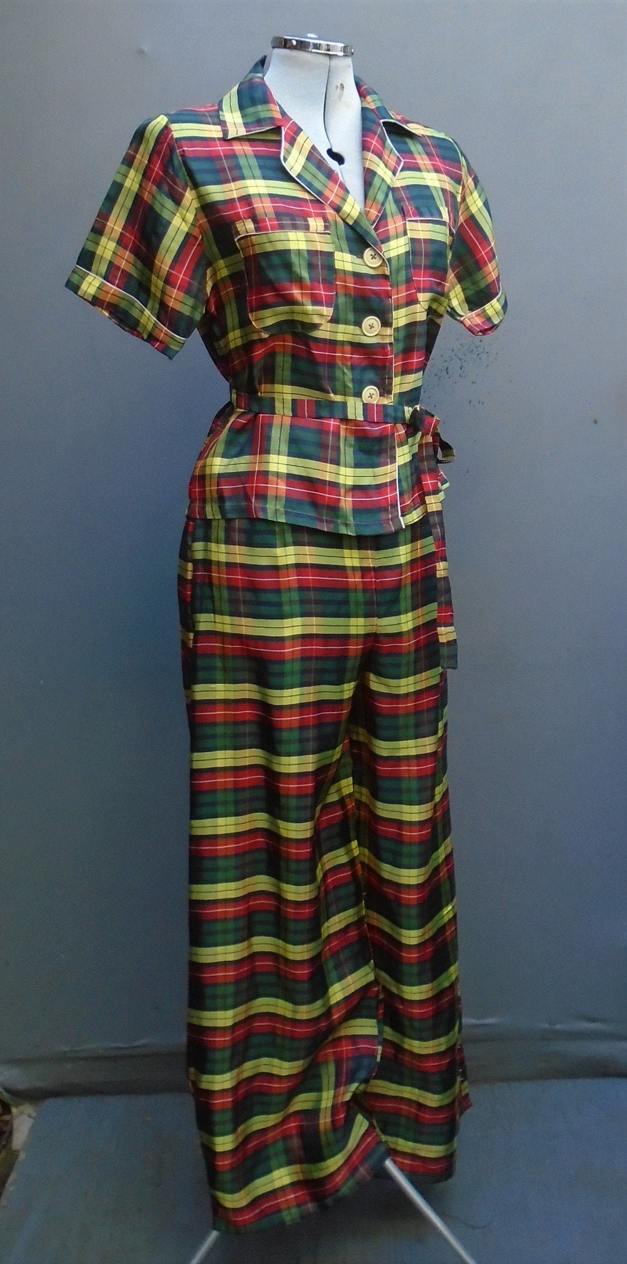 Rare 1940s WW2 50s Lounging Pyjamas Pjs Tartan Plaid Rayon | Etsy UK