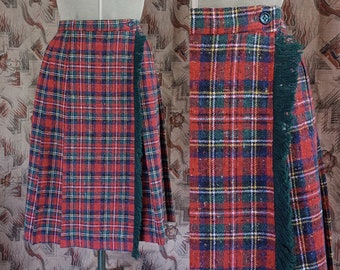 Vintage Pleated Kilt Wrap-over Skirt Tartan Flecked Checked Plaid Wool High Waist Red Green 1970s does 1940s