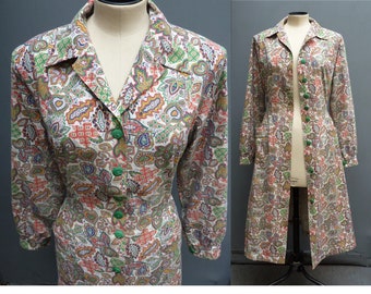 Vintage 1940s Overall Dress Cotton Novelty Paisley Print Coat Chore Work Wash Frock 1950s 40s 50s WW2