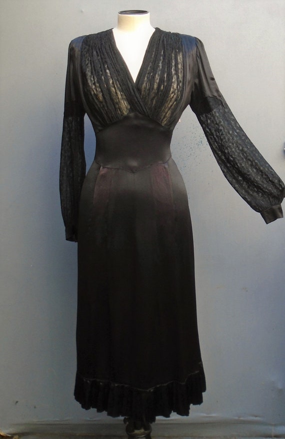Vampish Vintage 1930s 40s Dress Black Satin lace F