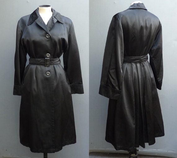 Superb Rare Vintage 1950s Raincoat Black Glossy Tr