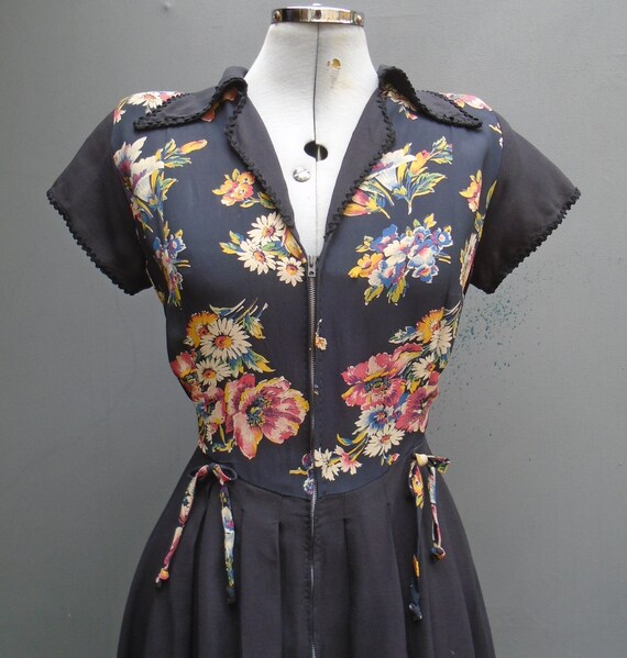 Vintage 2 Tone 1940s 50s Dress Zip Front Handmade