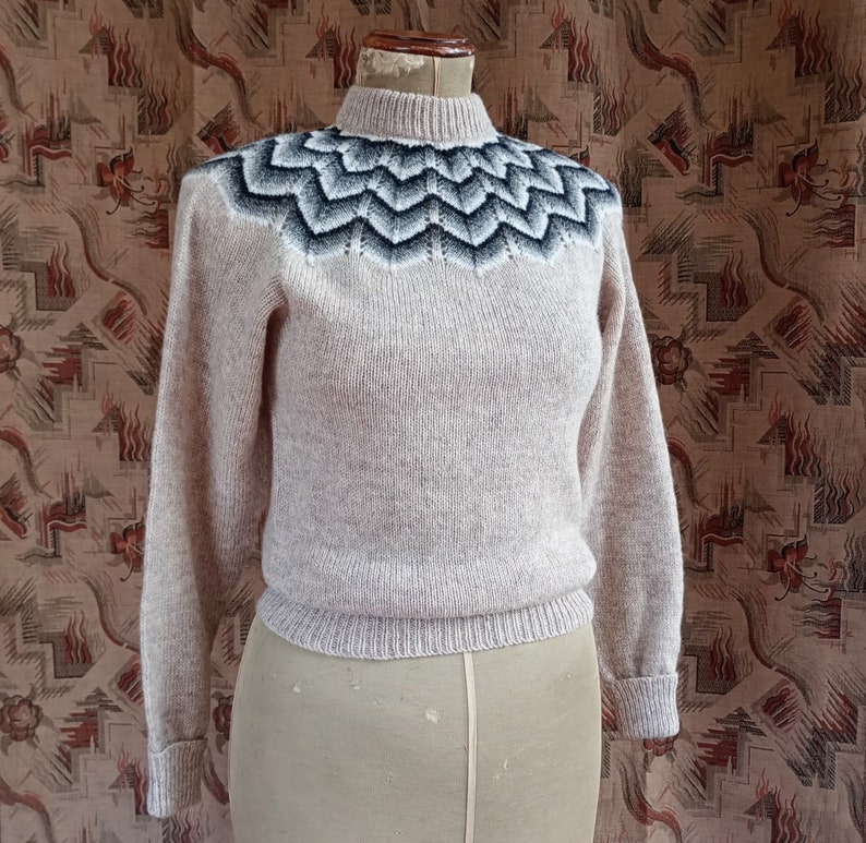 Vintage 1980s 50s 40s Style Shetland Wool Jumper Sweater Beige Natural Fair Isle Knitwear NOS Deadstock image 2