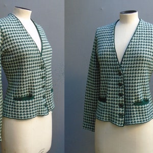 RARE Original Vintage 1930s 1940s Houndstooth Jersey Knit Jacket Cardigan Wool Sweater Green White image 4