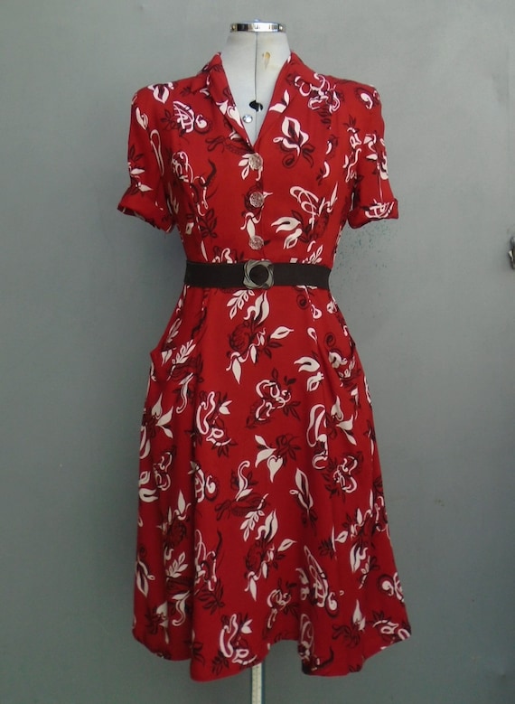 Original 1940s Shirtwaister Dress Novelty Print Bo