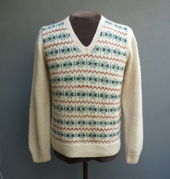 Vintage Hand Knitted Fair Isle Sweater Jumper Cre… - image 1