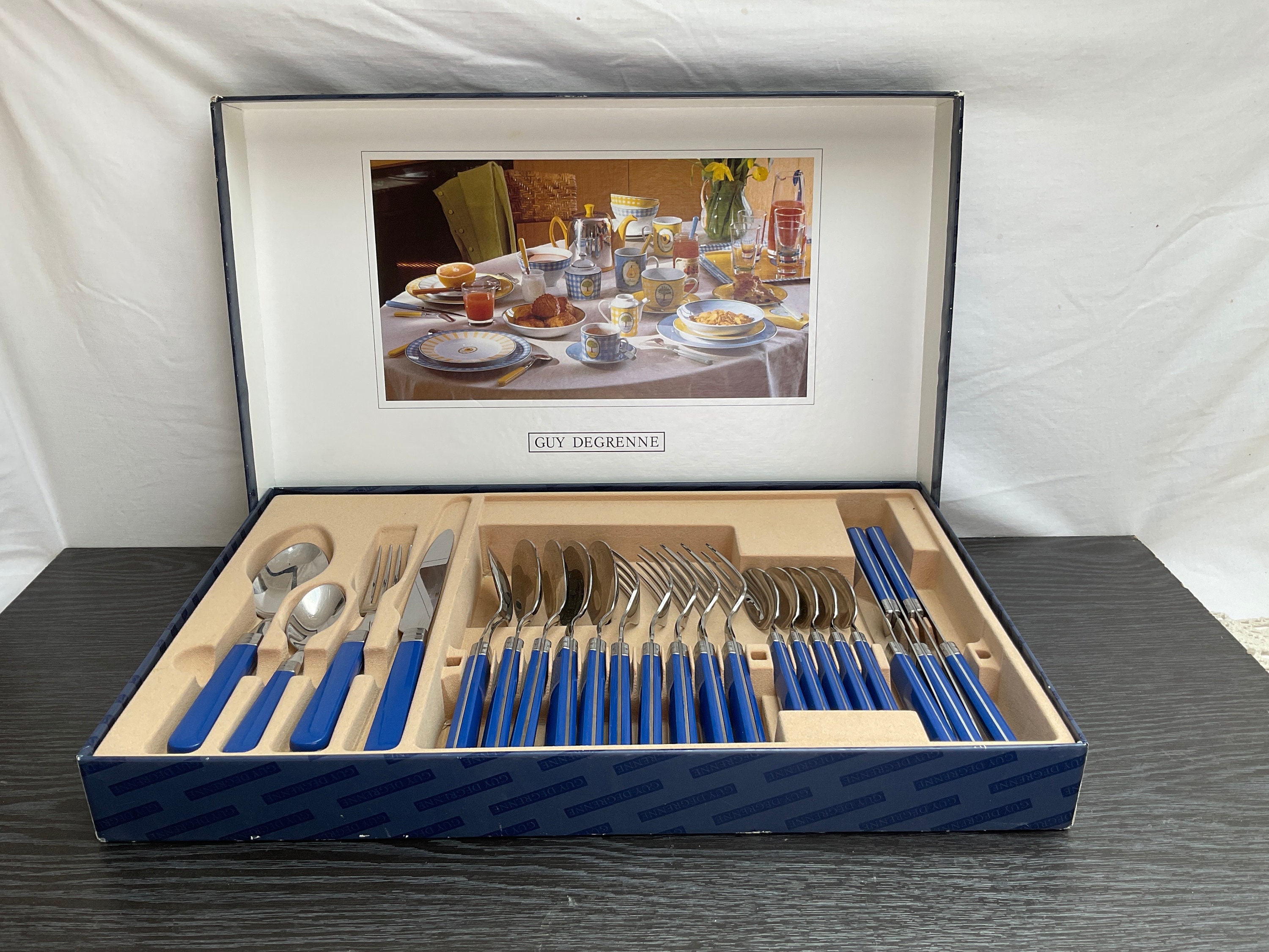 Guy Degrenne カトラリーセット 24点 Guy Degrenne - Quartz Flatware 24 piece Set Service for 6
