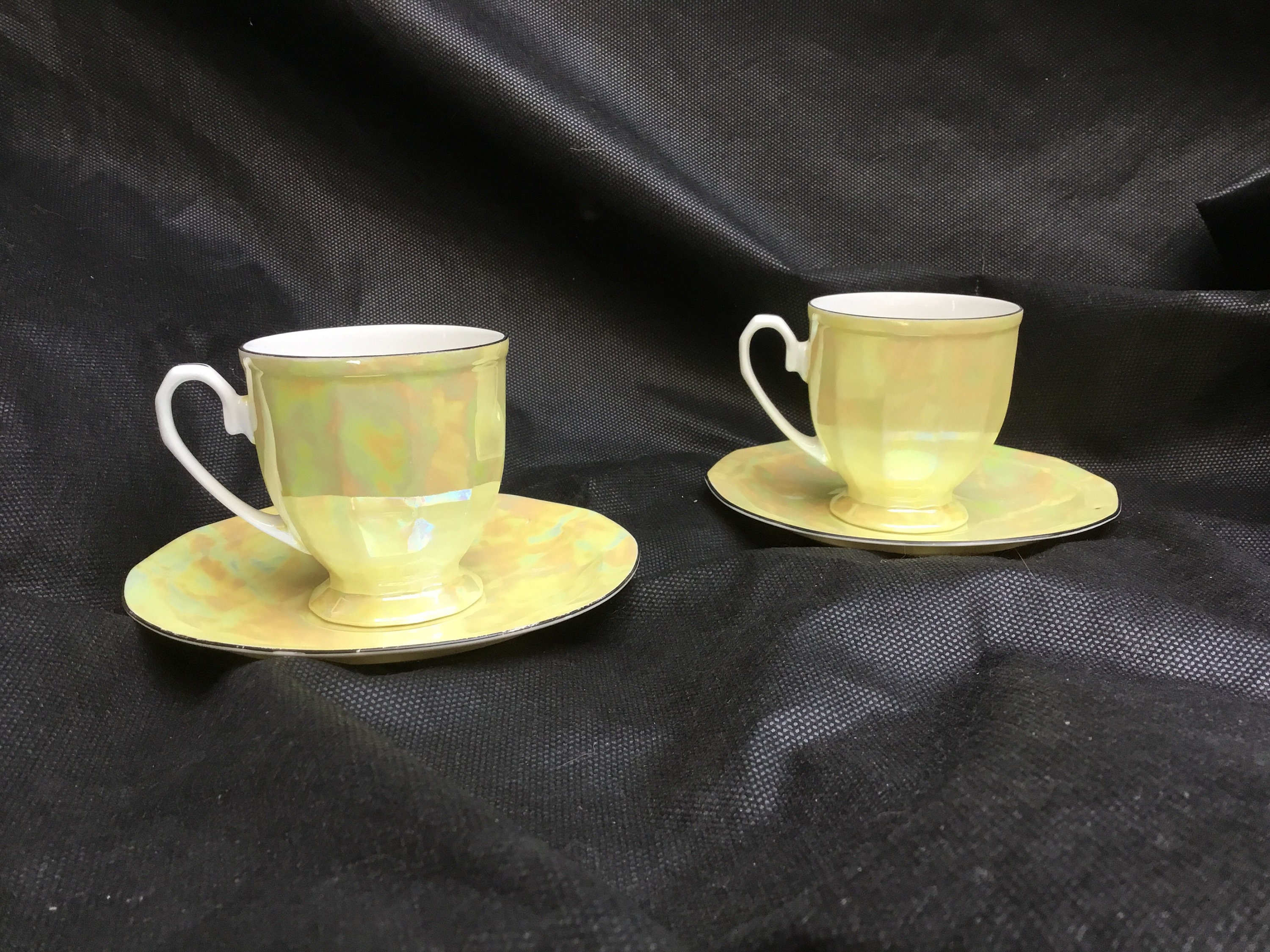 P.a.l.t de Tchécoslovaquie, Jaune, Tasses à Café, Lusterware