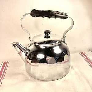 1950s French Chrome & Copper Kettle - MENESA - Bakelite Handle