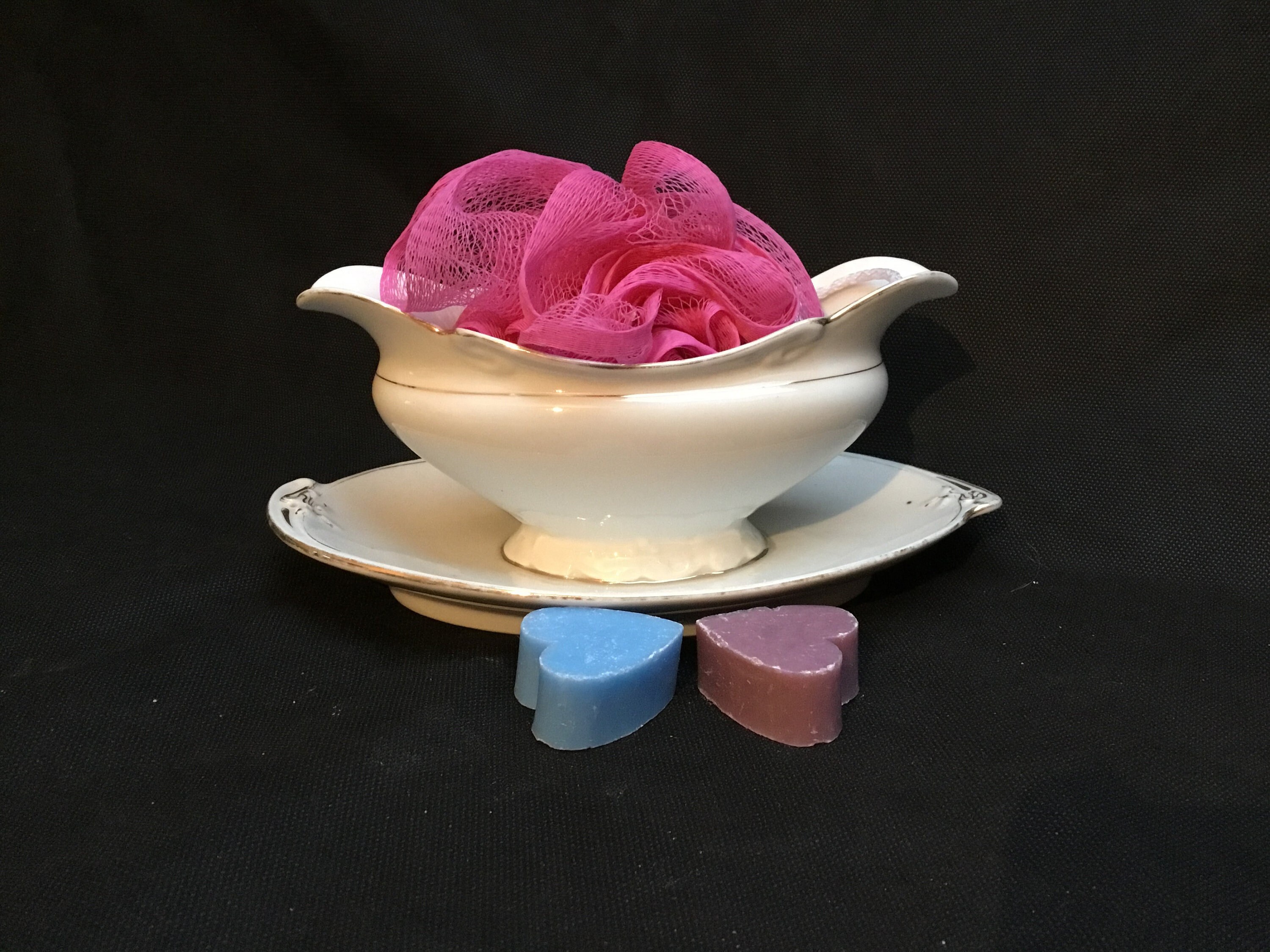 Élégante Porcelaine de Limoges, Limoges Vintage, Blanc et Or, Assiette Fixe, Bateau à Sauce, Saucièr