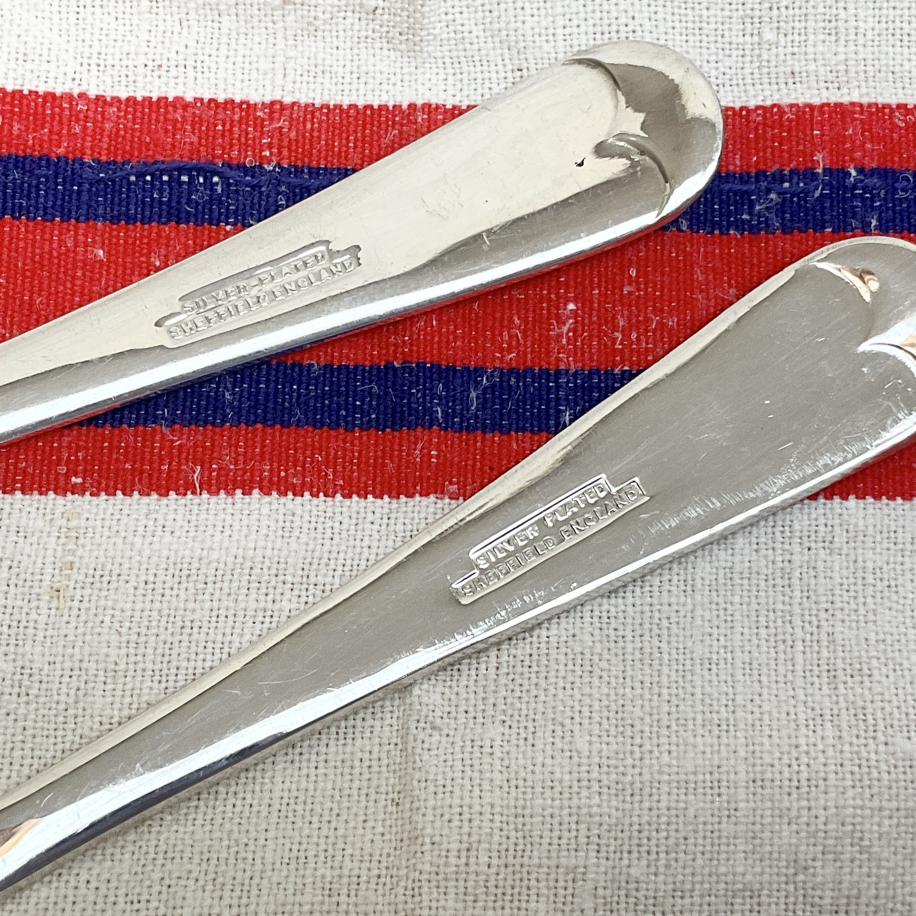 イギリス　シルバープレート　　シェフィールド　サーバー イギリス 40s SHEFFIELD シェフィールド トレイ シルバープレート 足