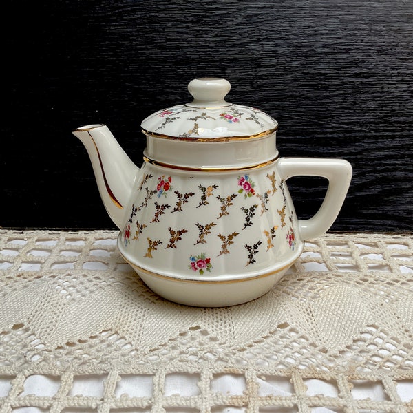 Années 1950, Français, PILLIVUYT, Sultana, Porcelaine, Théière, Cafetière, Design floral, Garniture dorée, Décor champêtre