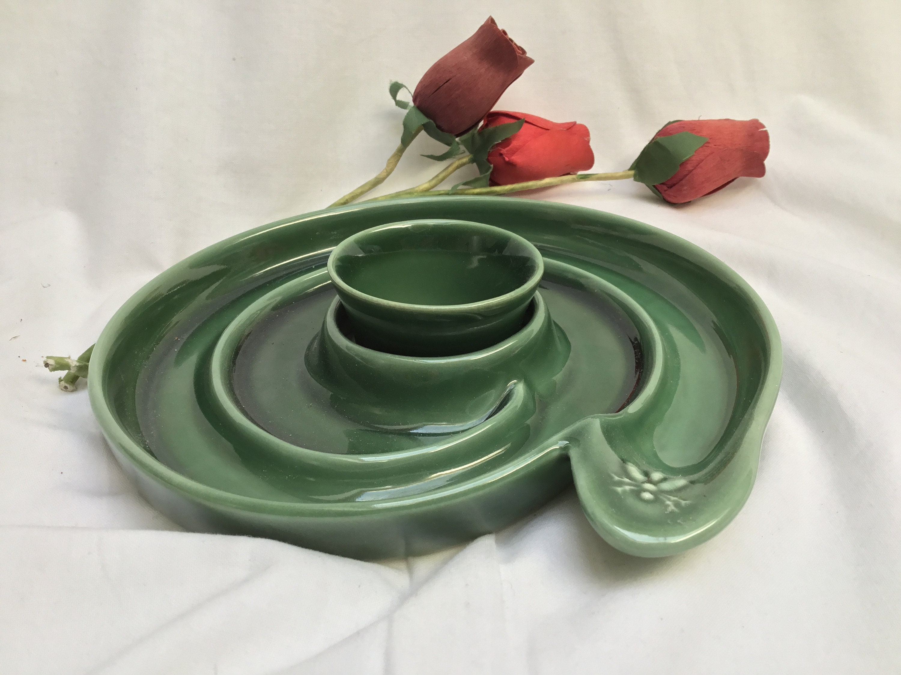 Revol de France, R. Dho, Abeille Verte, Plat d'apéritif, Bol à Tremper, Repas d'été, Cuisine et Repa