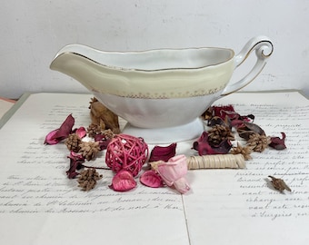 1950s French St Amandinoise Faience Cream and White Sauce Boat: Potpourri Dish, Bathroom Decor