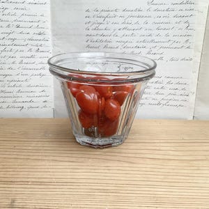 Fransk glaskonfektyrburk från 1940-talet: Facetterad konisk sylt-/gelékruka