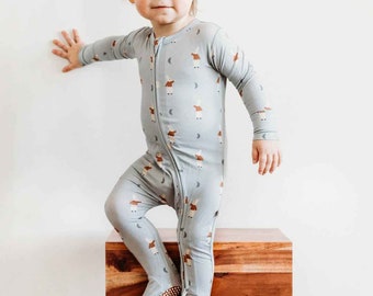 Mond Häschen Reißverschluss Footie, Bambus Baby Schläfer, Bambus Reißverschluss Strampler, Footie Pyjamas Baby