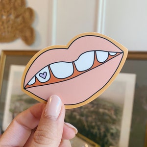 Hart Tand Gem Glimlach Mond Lippen Vinyl Weerbestendige Sticker Decal