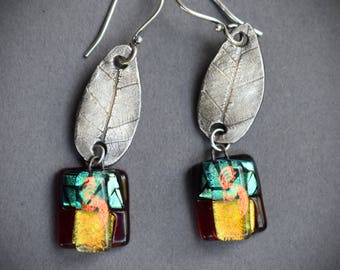 Earrings--"Leaf"---- silver, pmc, dichroic glass