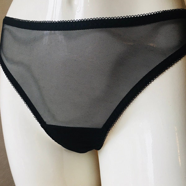 Schwarzer Netz Tanga ~ Damenunterwäsche ~ Dessous ~ transparenter String ~ 10 - 22 ~