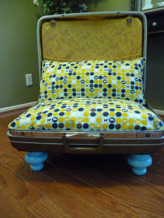 Items similar to 1930's Vintage Suitcase Dog Bed on Etsy