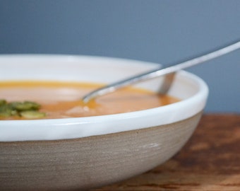 Set of two ceramic pasta bowls - gray