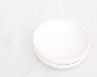 Set of two ceramic pasta bowls - white