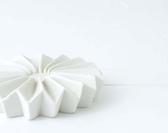 White ceramic soap dish