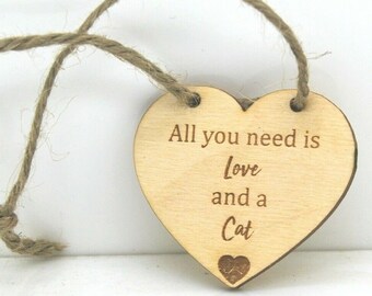 Engraved Wooden Heart – Cat Lover Keepsake, Hanging Gift Tag