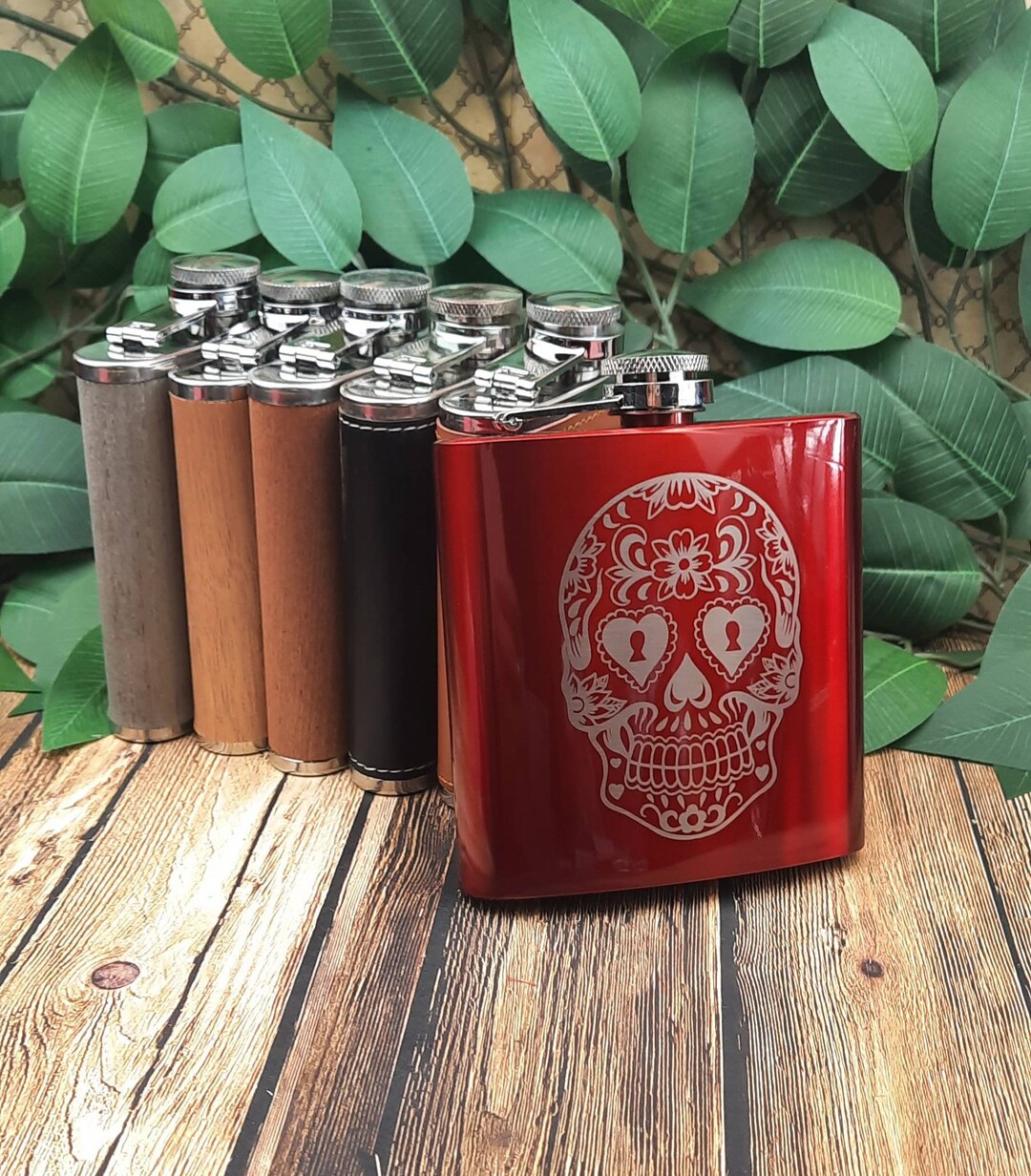Sugarskull - Day of the Dead- Engraved 6oz Hip Flask Wood/metal