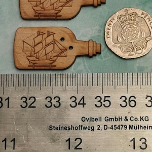Ship in a bottle - Pack of 2 laser engraved wooden buttons