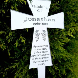 Palo en forma de cruz, decoración conmemorativa personalizada para cementerio, apellido con poema sentimental