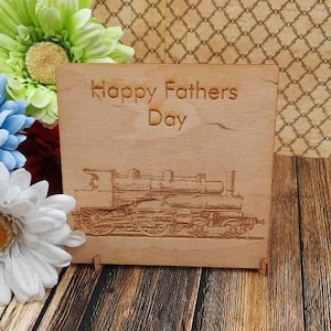 Tarjeta de tren - Tarjeta de madera personalizada con soporte y sobre- Regalo único/Pareja/Amor