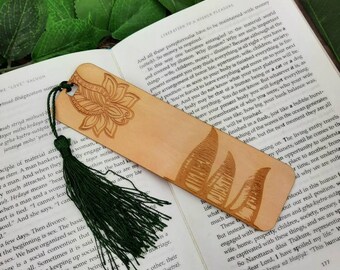 Azerbaijan Baku Flame Tower Laser Engraved Wooden Bookmark  - Bookworm - Reading Love