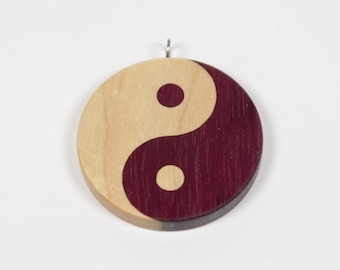 Houten Yin Yang Hangertje, Yin Yang Ketting, Yin Yang Symbool, Yinyang Ketting, Yinyang Hangertje, Kettinghanger, Taijitu, Puperhart