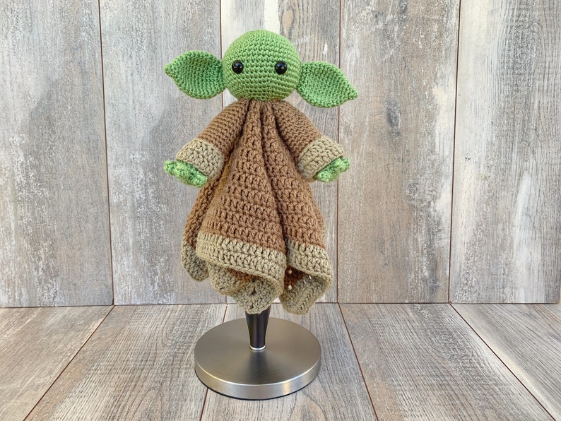 PATTERN: Crochet Baby Yoda Inspired Lovey, Baby Alien Lovey, The Child inspired lovey, PDF digital download, security blanket, lovey image 5