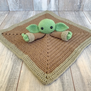 PATTERN: Crochet Baby Yoda Inspired Lovey, Baby Alien Lovey, The Child inspired lovey, PDF digital download, security blanket, lovey image 3