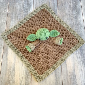 PATTERN: Crochet Baby Yoda Inspired Lovey, Baby Alien Lovey, The Child inspired lovey, PDF digital download, security blanket, lovey image 6