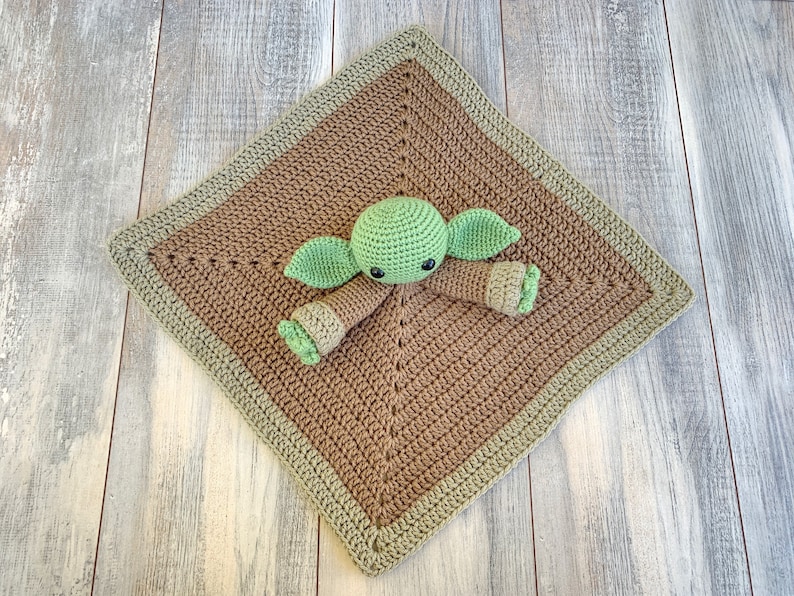 PATTERN: Crochet Baby Yoda Inspired Lovey, Baby Alien Lovey, The Child inspired lovey, PDF digital download, security blanket, lovey image 6