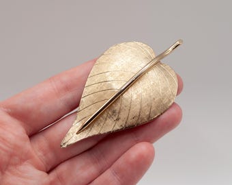 Vintage Gold Tone Leaf Brooch
