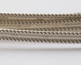 925 Sterling Silver Pattern 1/2 Round Wire (5.1 x 1.4mm)