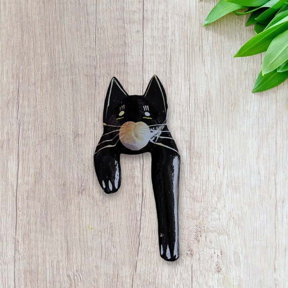 Vintage Black Cat Folk Art Painted Wood Brooch Pin - Gem