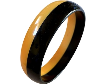 Vintage Bakelite Bangle Bracelet Two Tone Laminated Black Cream Corn '40s Chunky Bicolor Domed Tested