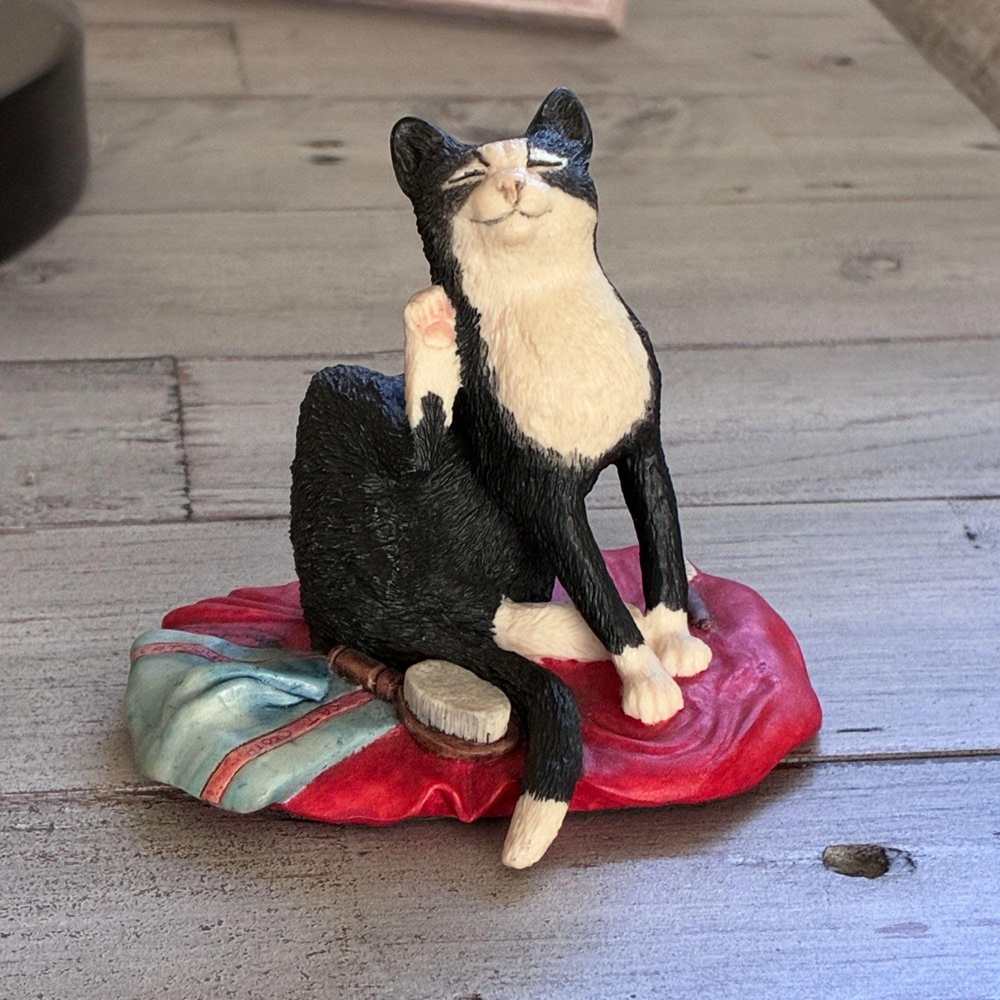 Border Fine Art Figurine - Etsy