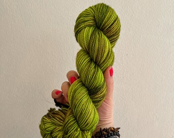 Grinch Green Yarn - Etsy