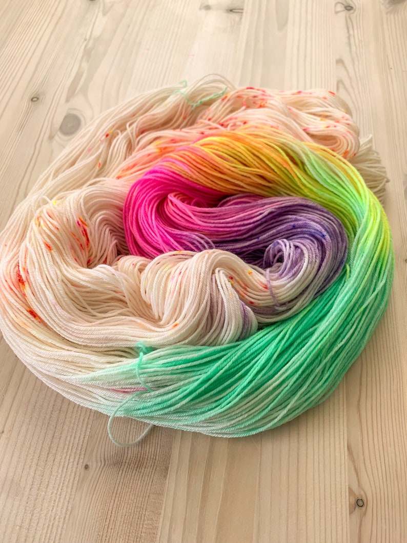 Hand dyed ivory speckled yarn with pastel rainbow speckled sock yarn Unicorn Cupcake pastel rainbow sock yarn image 3