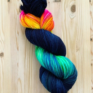 Sock Yarn Aerostato NAVY BLUE Mernino Wool Italian Nylon Superwash Rainbow Yarn Assigned color pooling yarn image 2