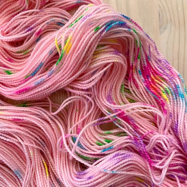 Speckled pastel sock yarn | Hand dyed pink pastel yarn with rainbow speckles - Funfetti (pink)