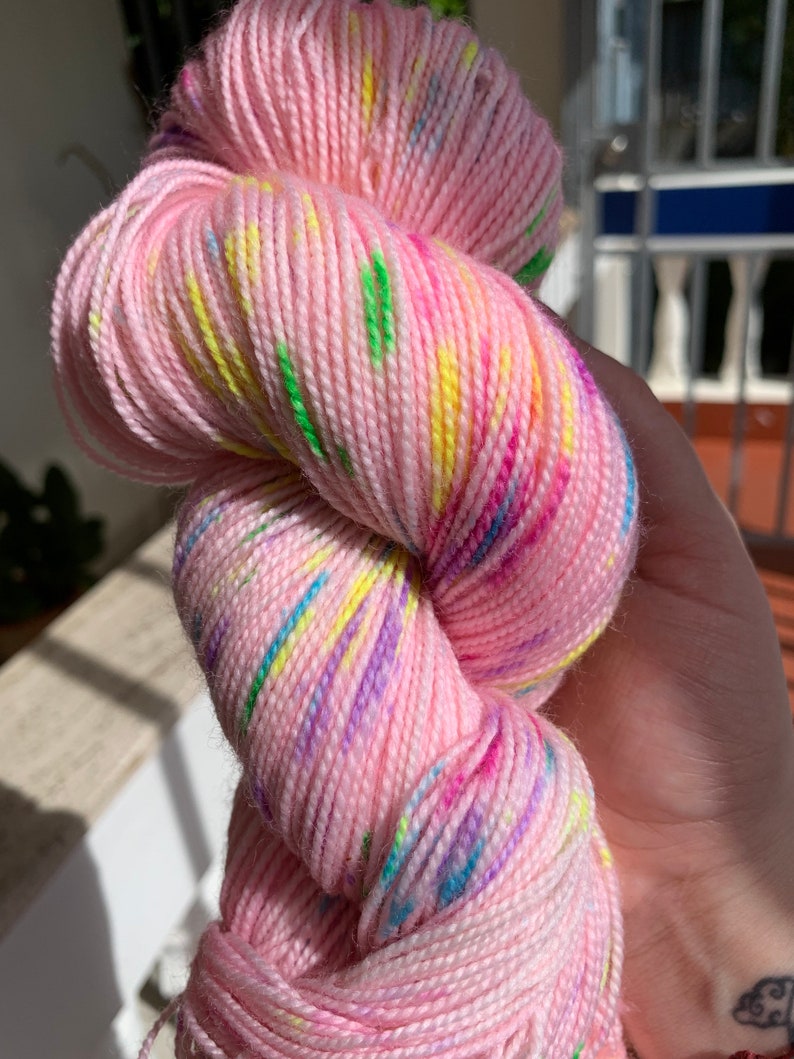 Speckled pastel sock yarn Hand dyed pink pastel yarn with rainbow speckles Funfetti pink image 4