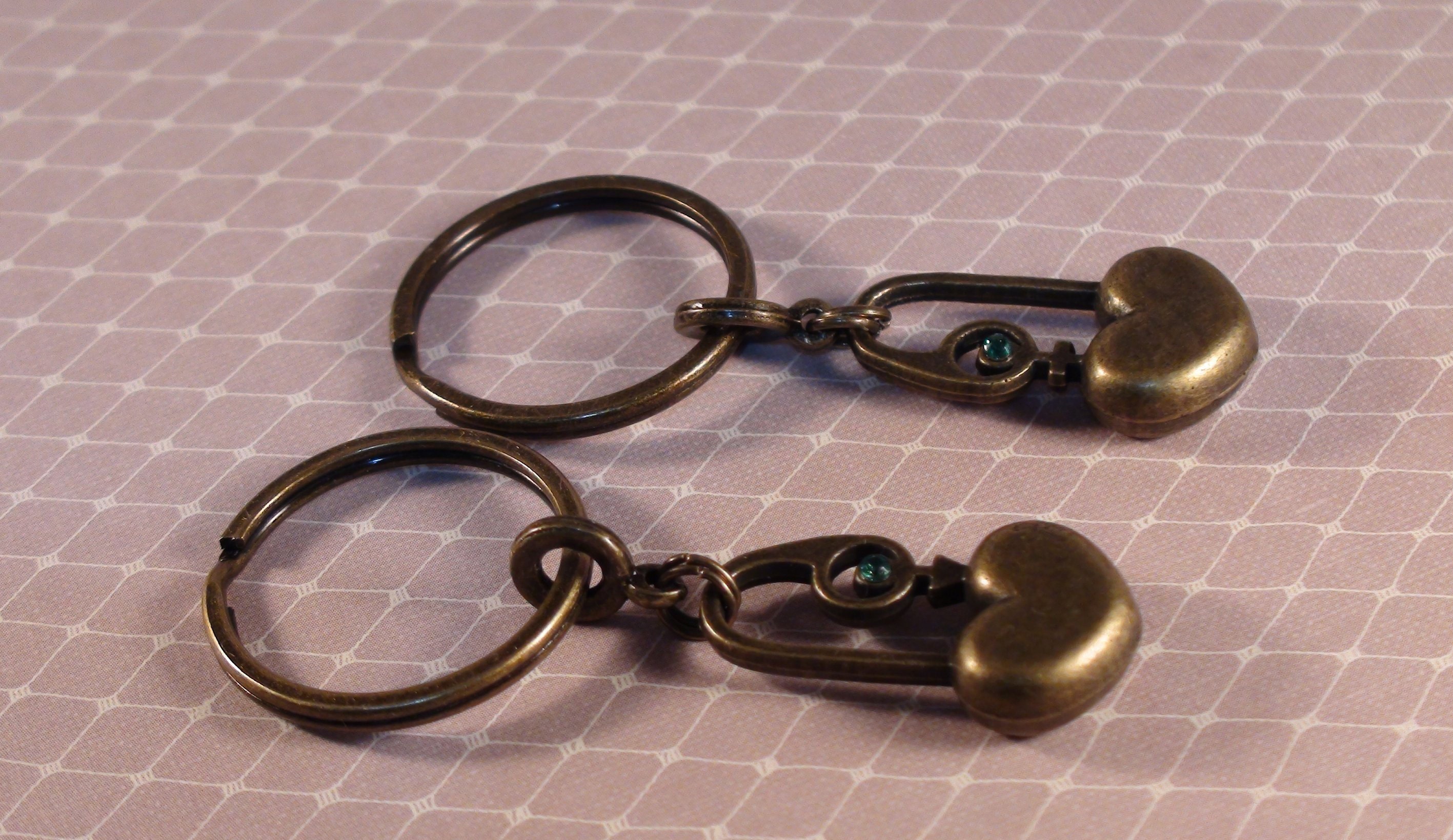 locking key rings